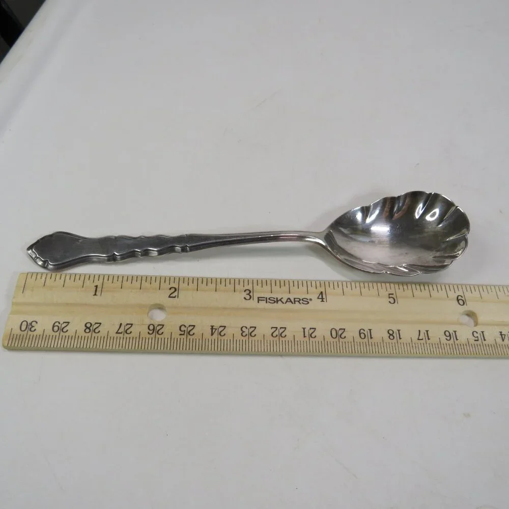 Centennial Shell Sugar Spoon 1847 Rogers Bros Silver Plated